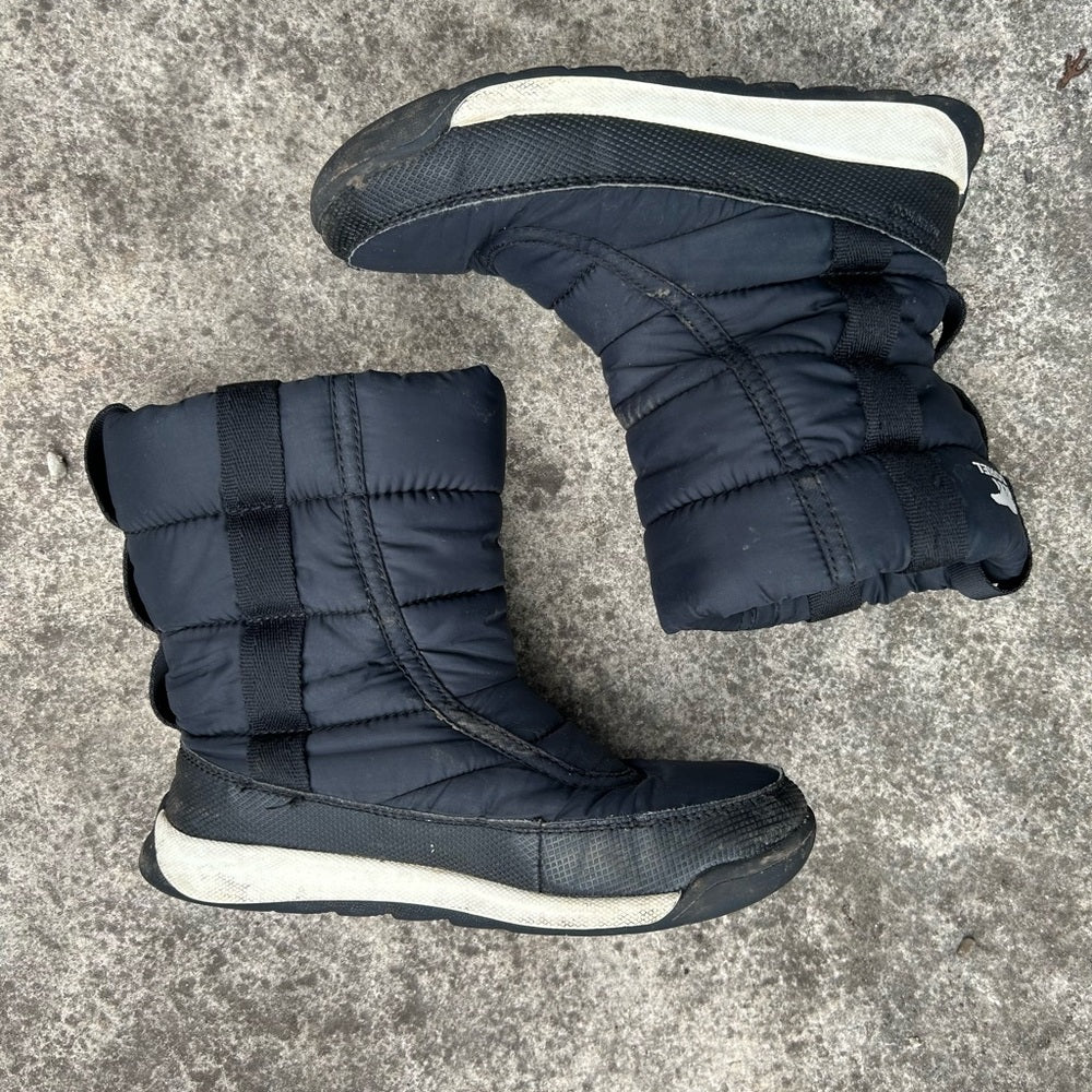 Sorel Youth Whitney II Puffy Mid, size 2