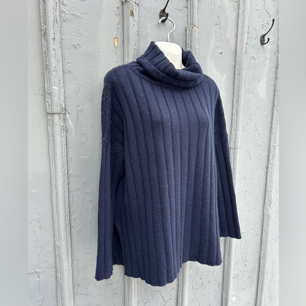 Allude Wool Cashmere Ribbed turtleneck, size Small