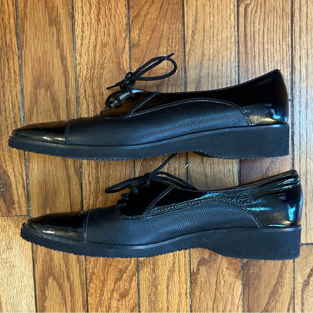 Salvatore Ferragamo lace up leather shoes, size 8.5