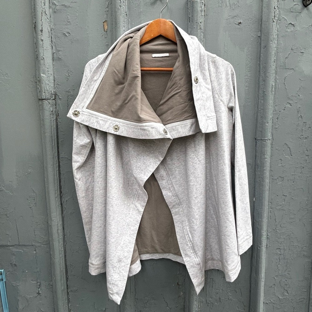 Lululemon light Grey Savasana Wrap Sweater, size 6
