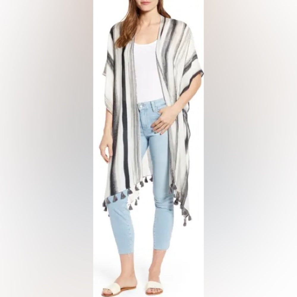 Nordstrom Pom Pom Shawl Wrap, One Size
