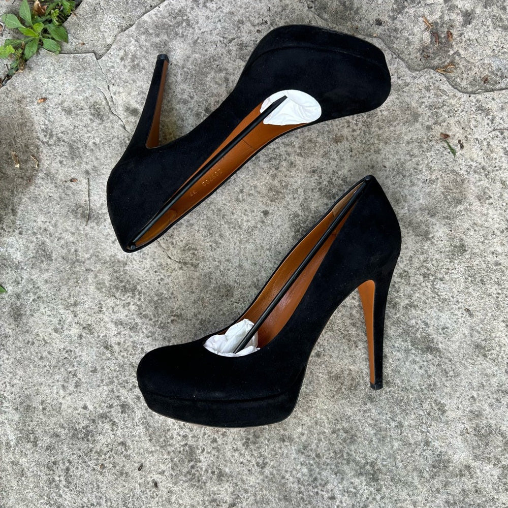 Gucci Kid Scamosciato Cuir Platform Heels, size 37