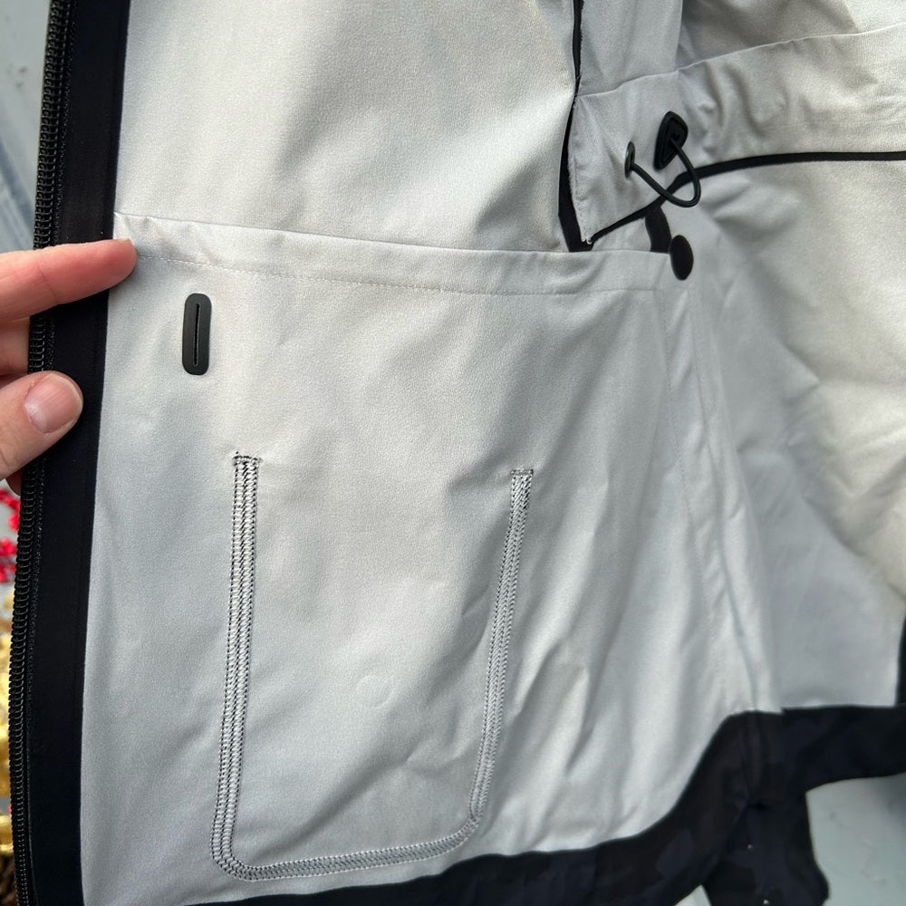 Lululemon The Rain Is Calling Jacket, size 6