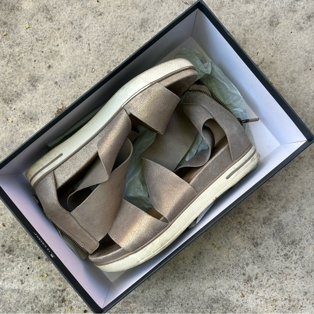 Eileen Fisher Sport Metallic Suede Sneaker Sandal, size 9