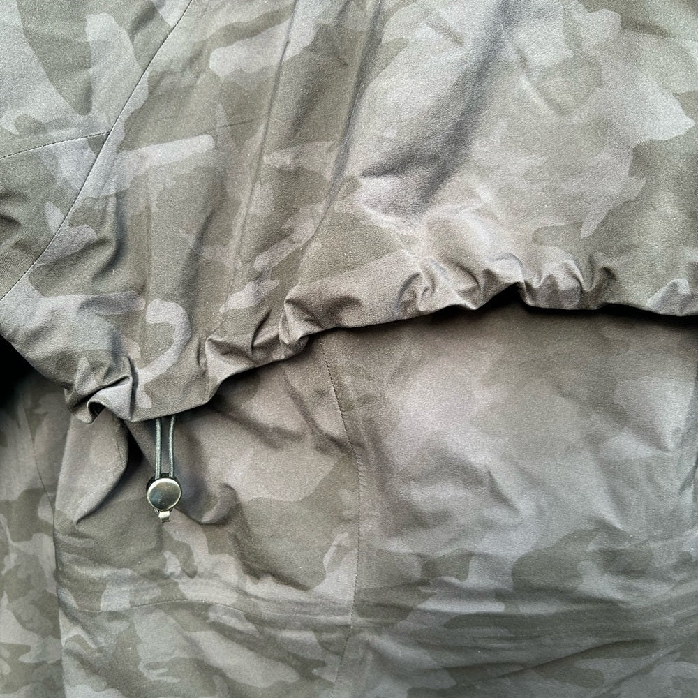 Lululemon The Rain Is Calling Jacket, size 6