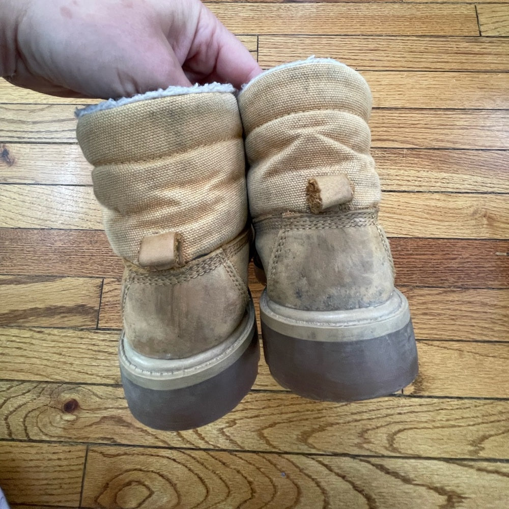 Timberland Ankle Sherpa Hiking Boots, size 2