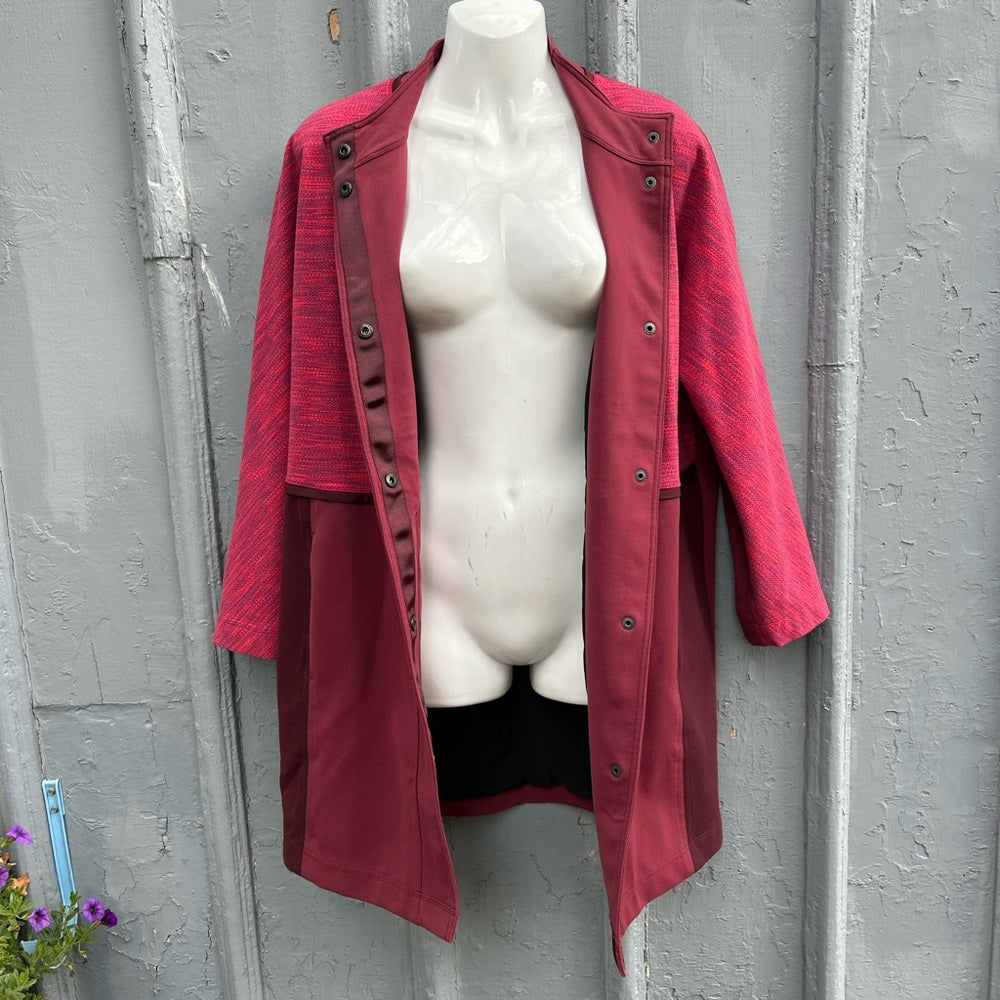 Lululemon Pink Cocoon Car Coat, size M