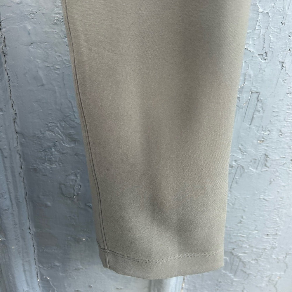 Lululemon On The Fly Joggers, size 2