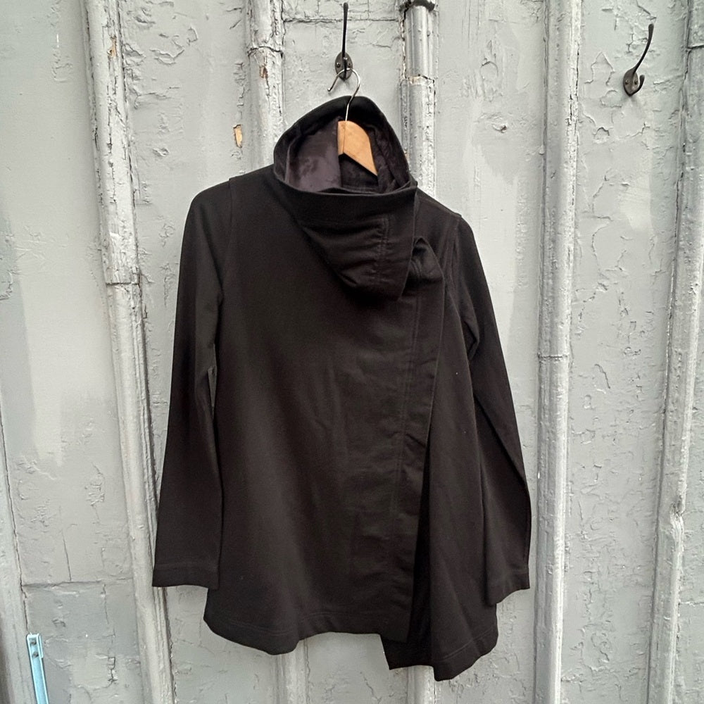 Lululemon Black Savasana Wrap Sweater, BNWT, size 6