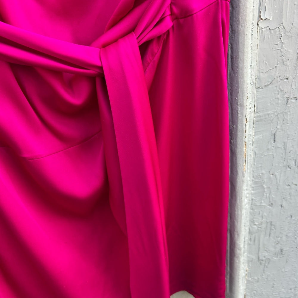 Diane Von Furstenberg Silk Leron Dress, size 10