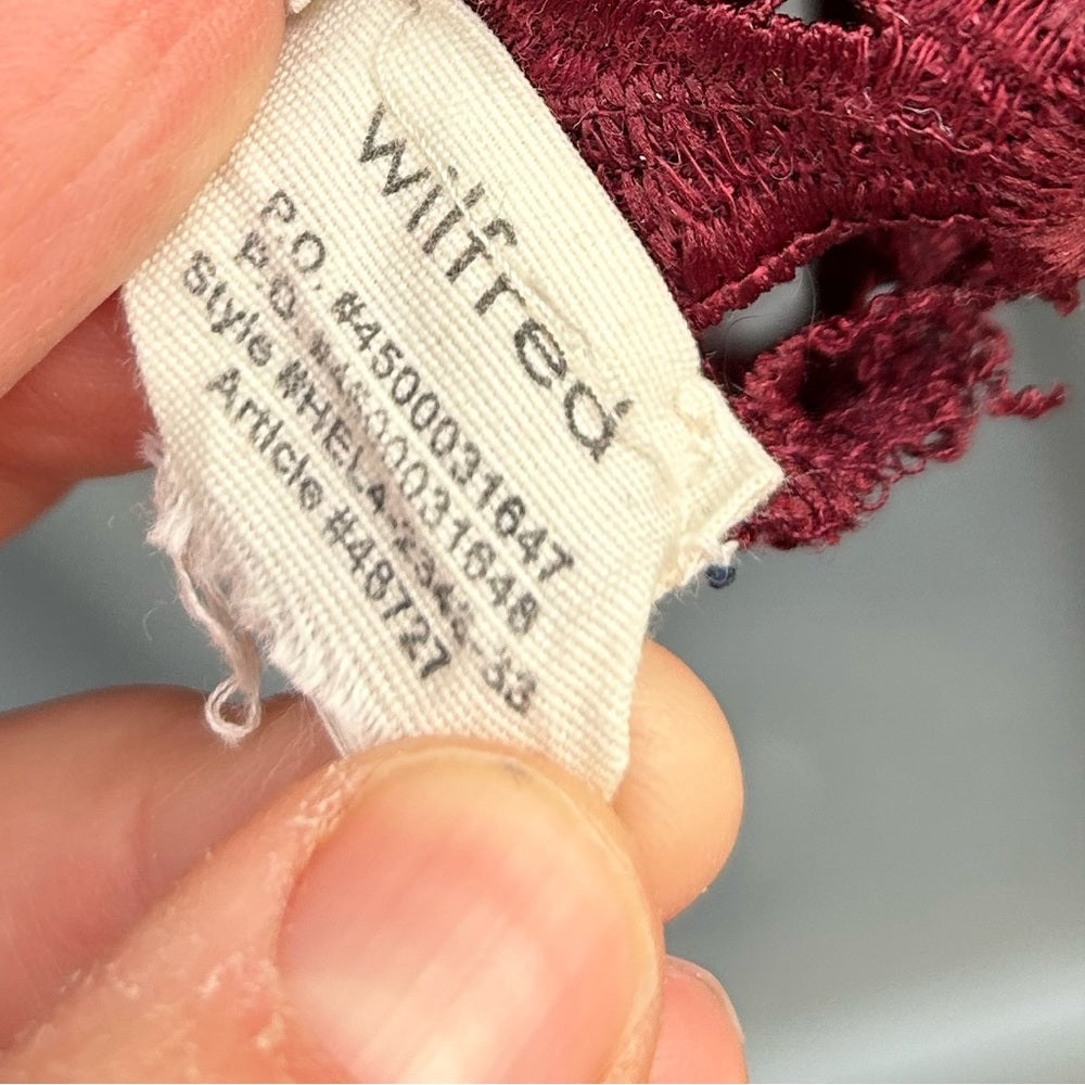 Aritzia Wilfred Burgundy Lace Sweatshirt, size M