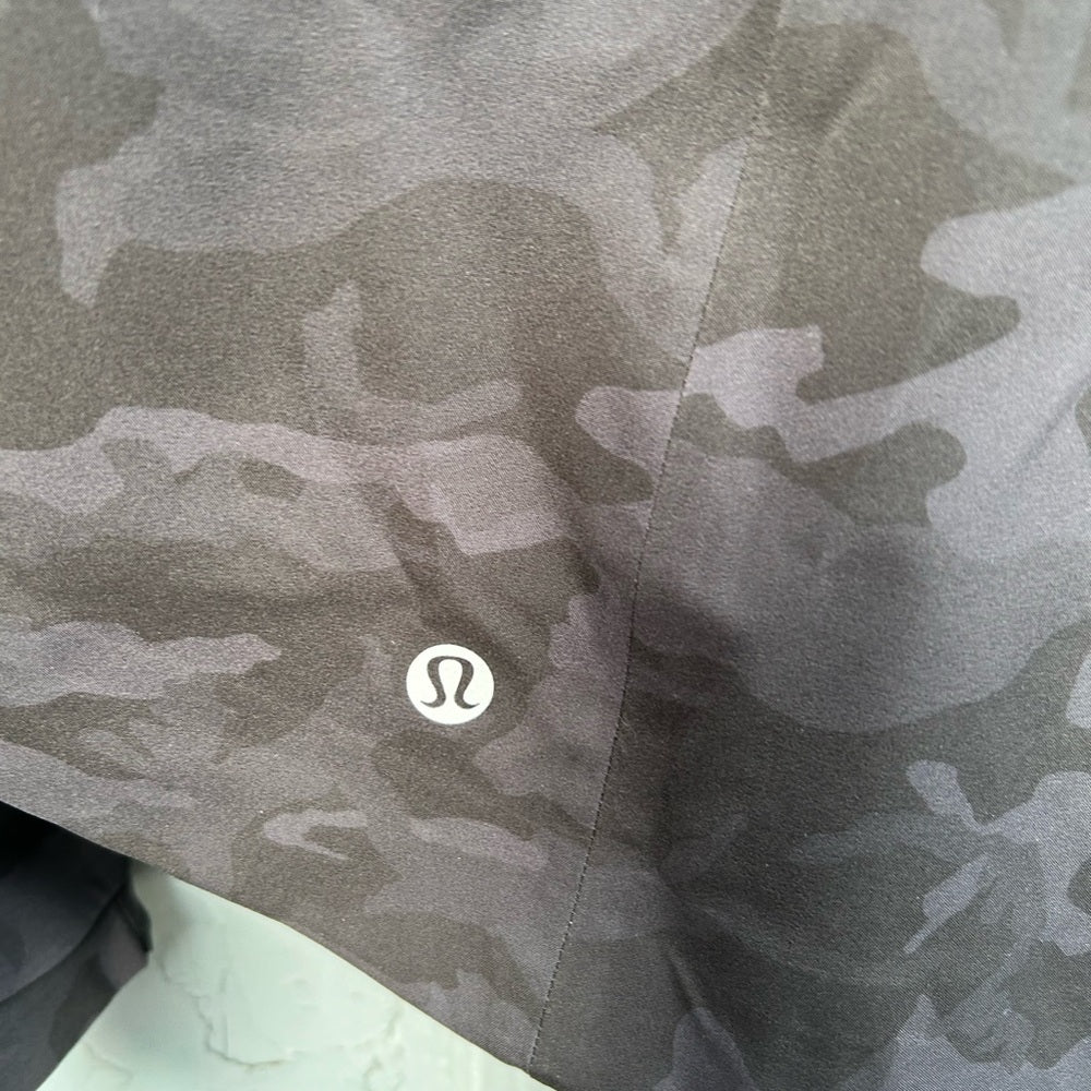 Lululemon The Rain Is Calling Jacket, size 6