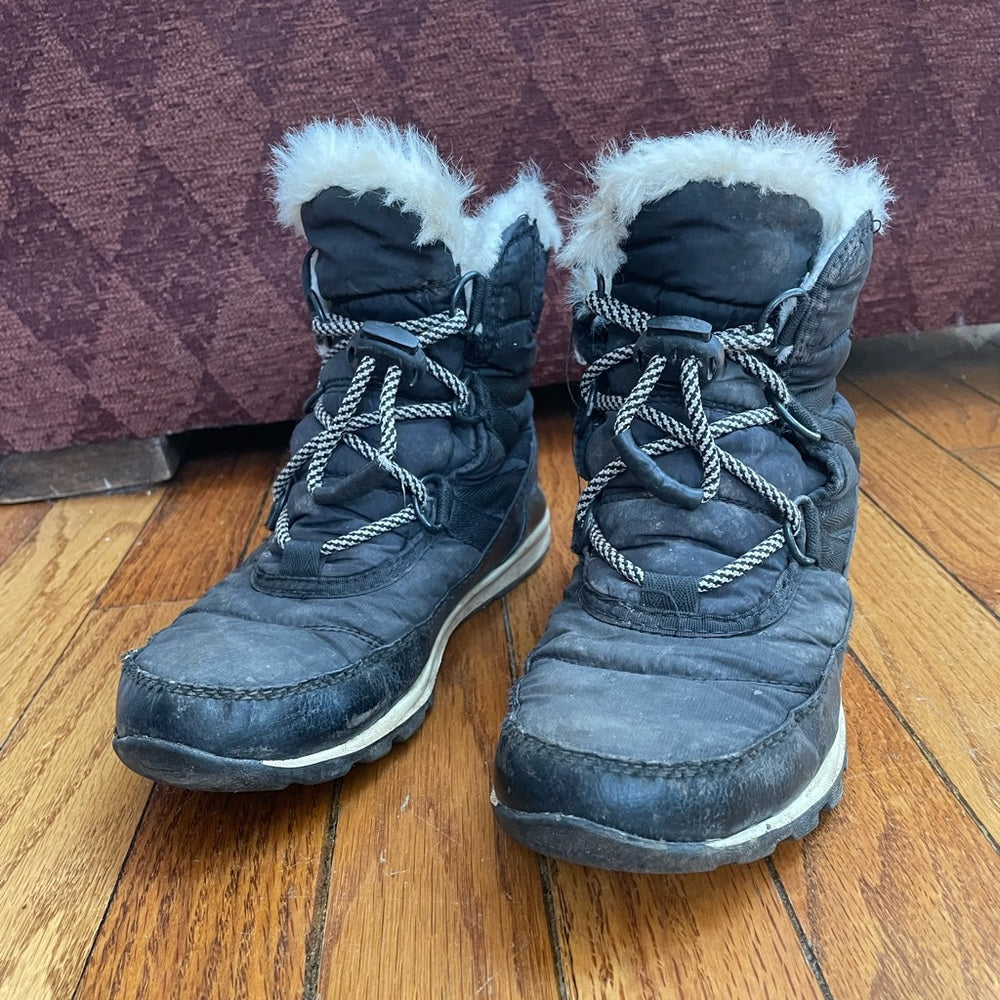 Sorel Girl's Whitney Short ll Boots, size 2