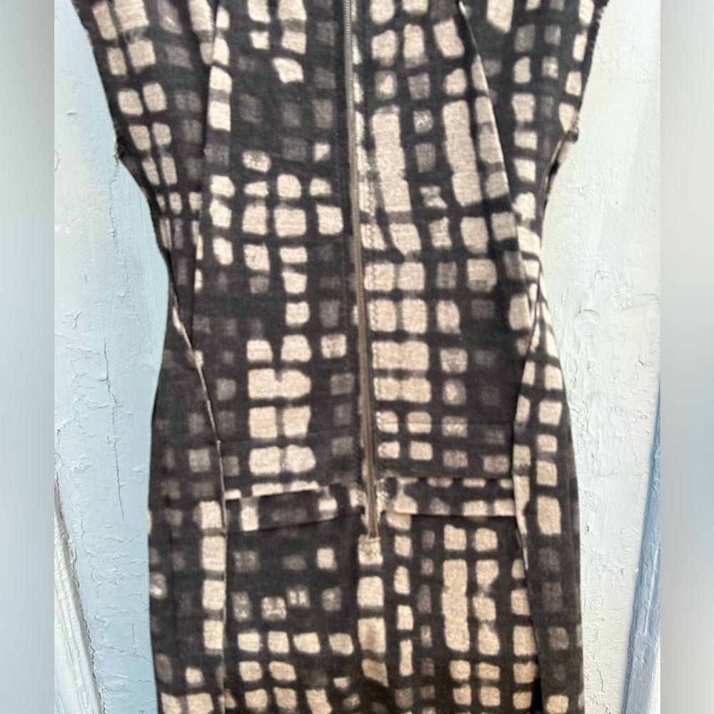 Bottega Veneta Grey & Black Wool Sheath, size 40