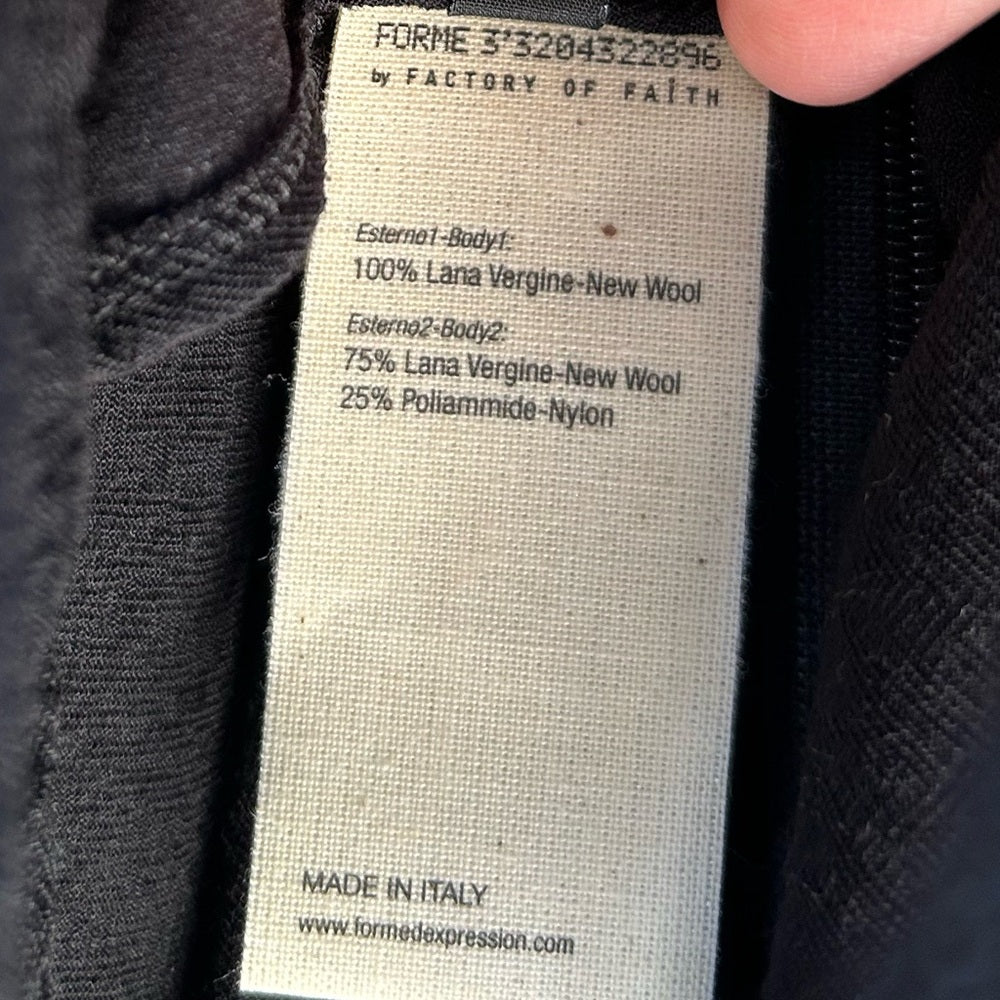 forme d’expression Black wool skirt, size 40