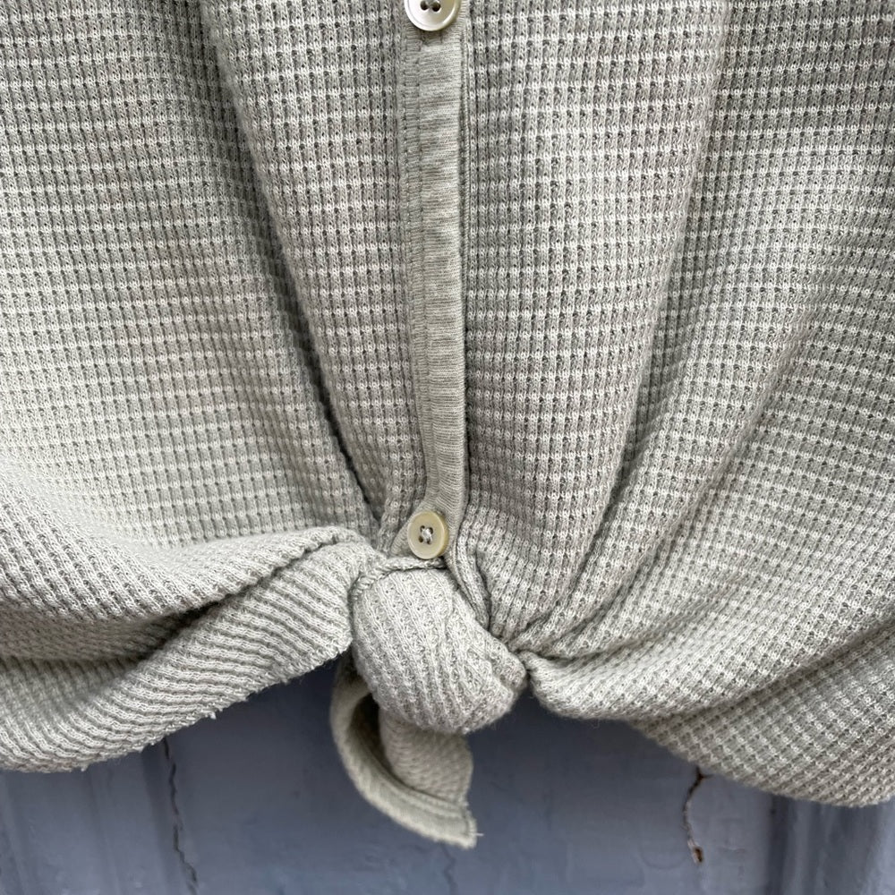 The Group by Babton tie-front thermal Sage Green, size 1X