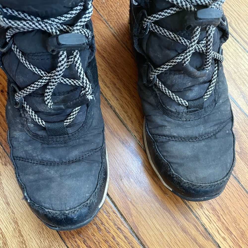 Sorel Girl's Whitney Short ll Boots, size 2