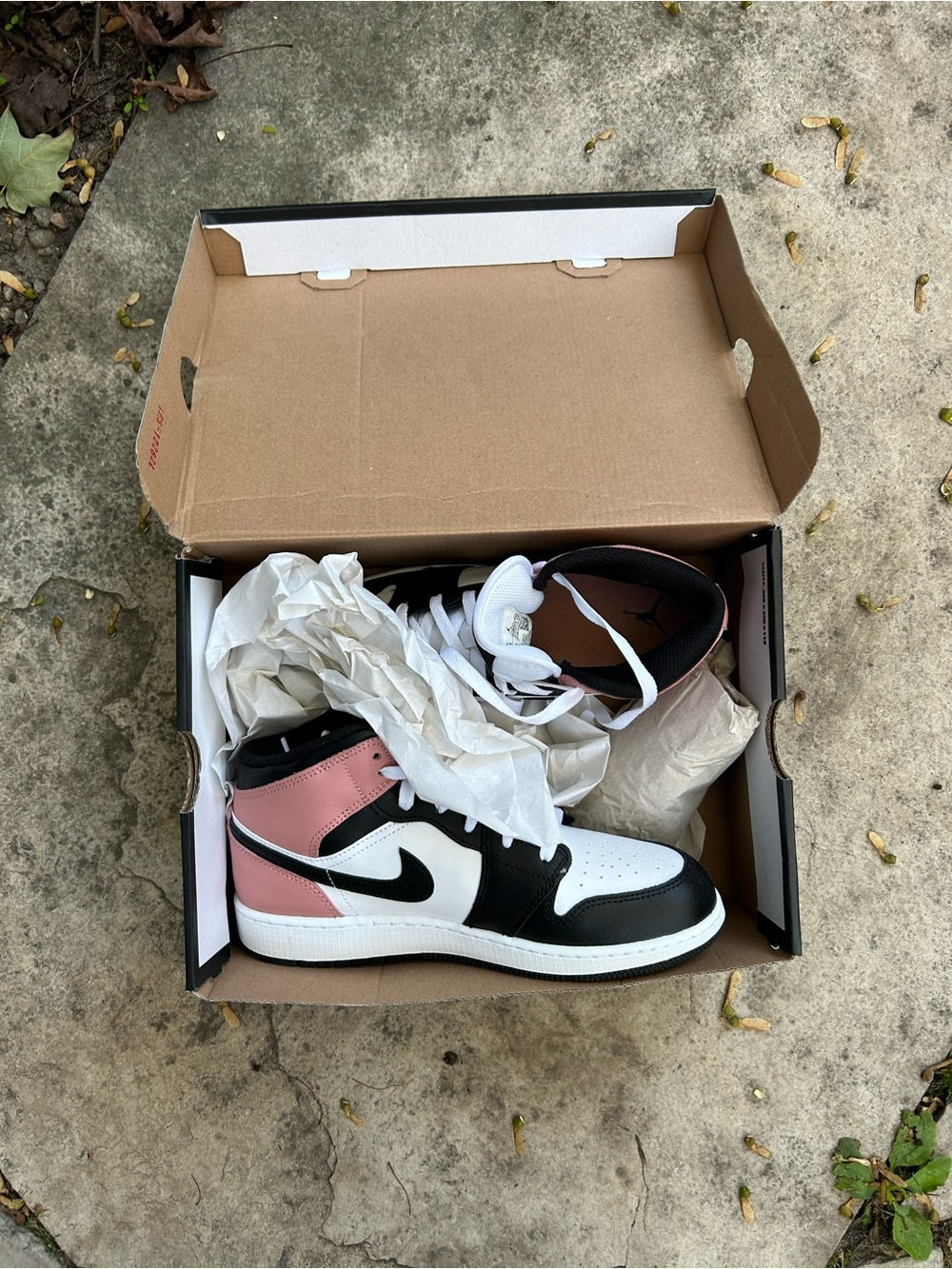 Nike Air Jordan 1 Mid GS, size 7Y, BNIB