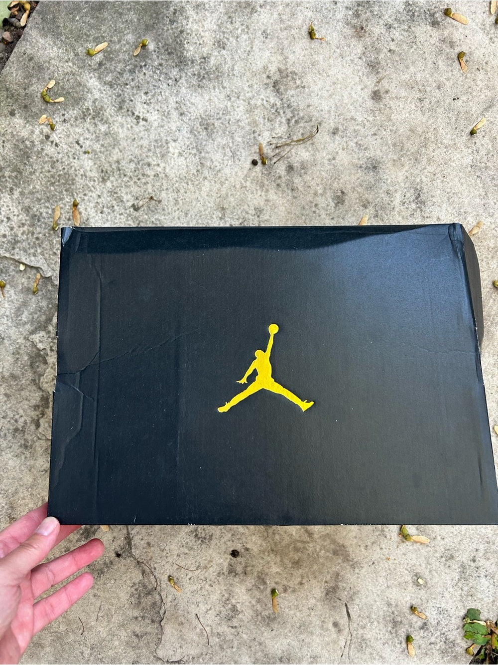 Nike Air Jordan 1 Mid GS, size 7Y, BNIB