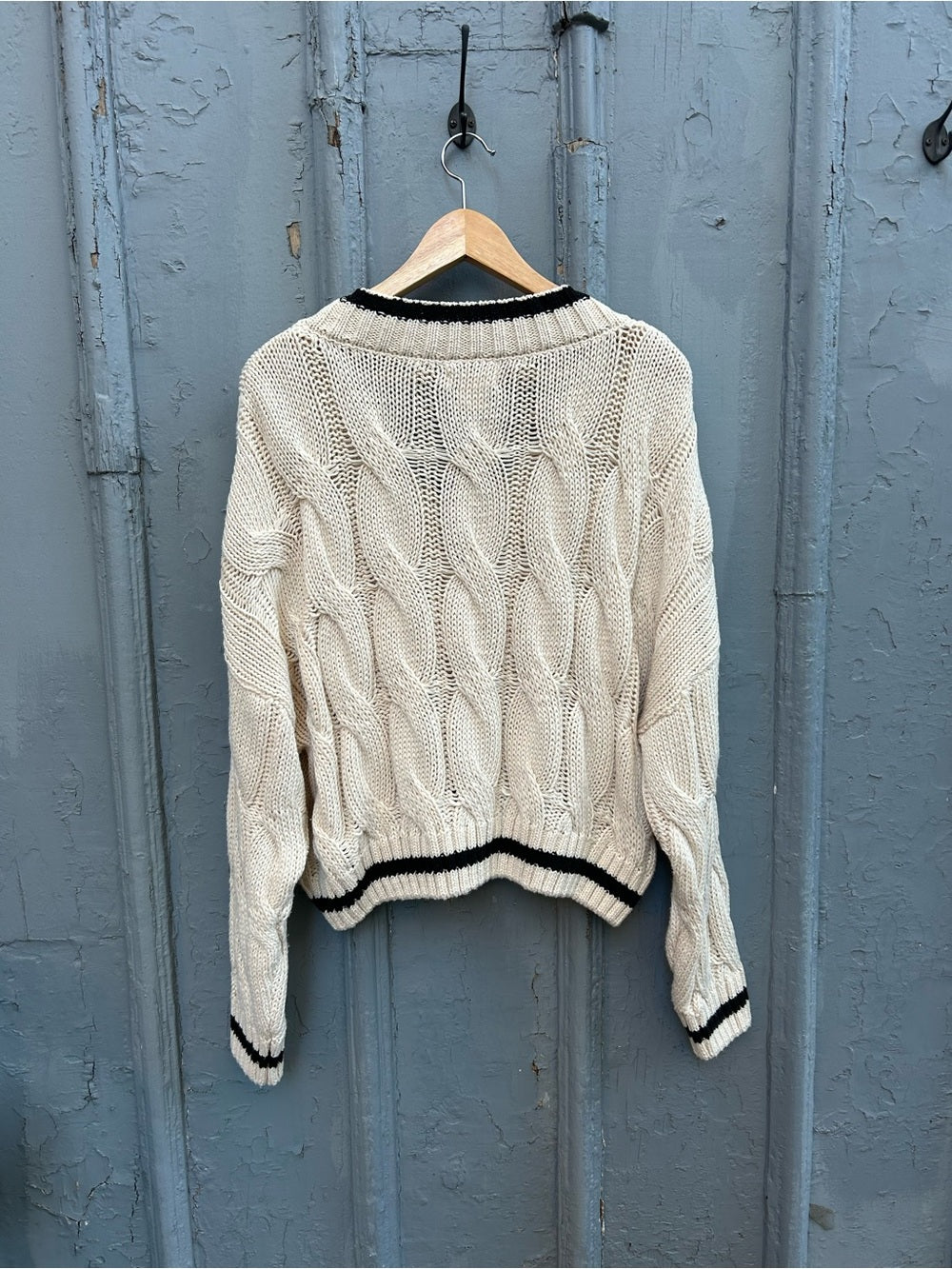 Apricot V neck Academic Knit Cropped Sweater, BNWT, Size XL