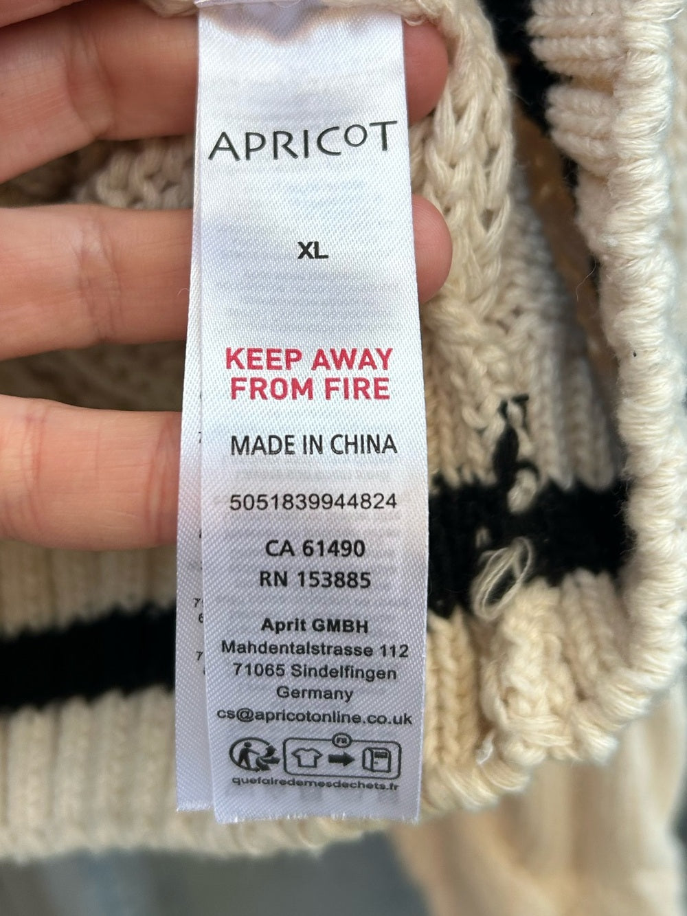 Apricot V neck Academic Knit Cropped Sweater, BNWT, Size XL