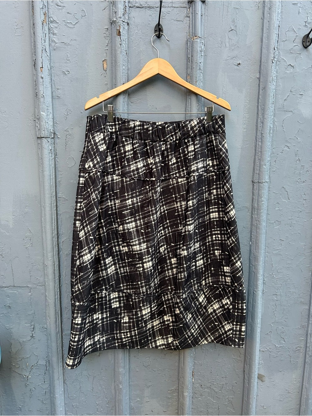 Ozai N Ku abstract skirt, size XL