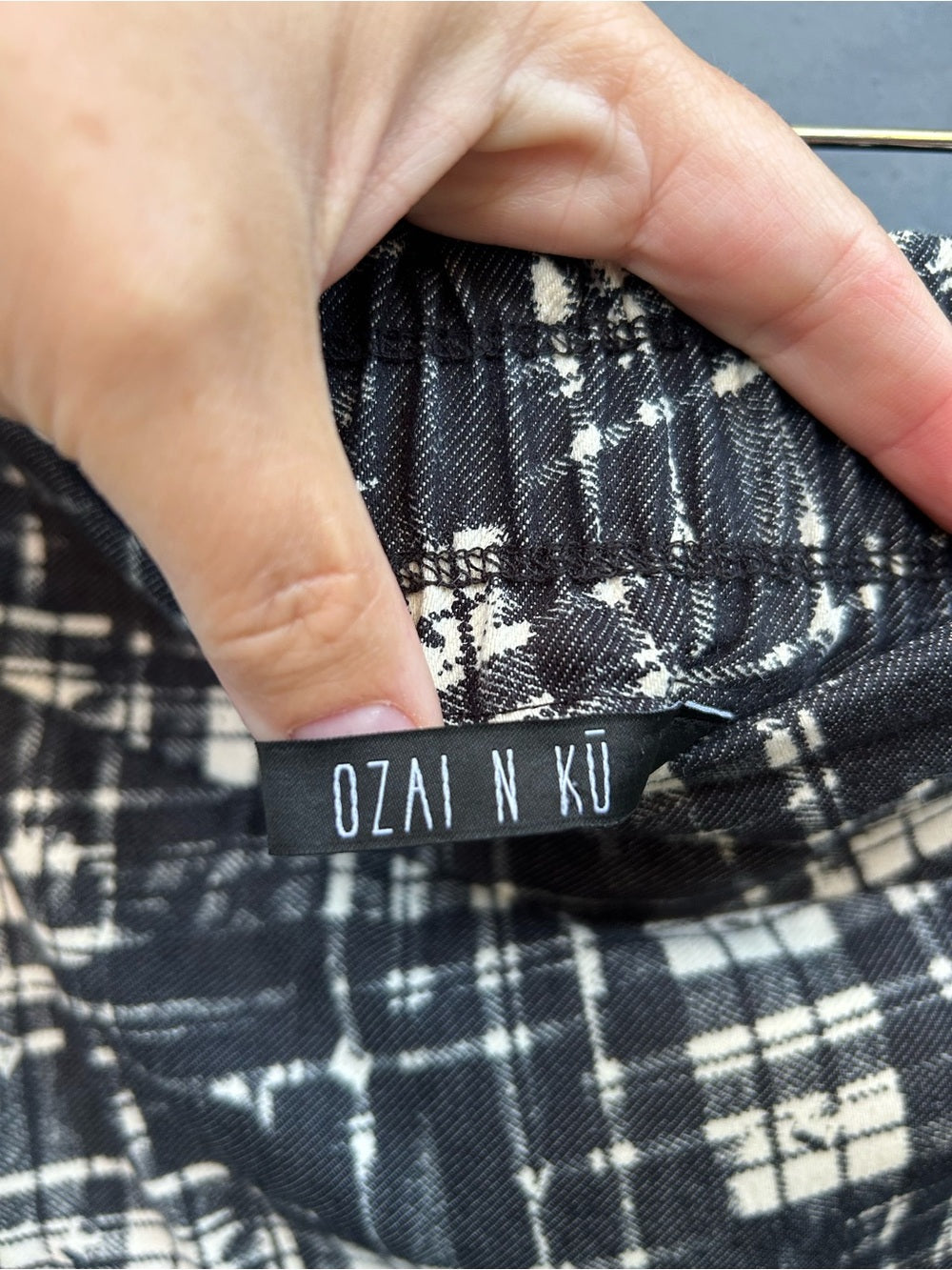 Ozai N Ku abstract skirt, size XL