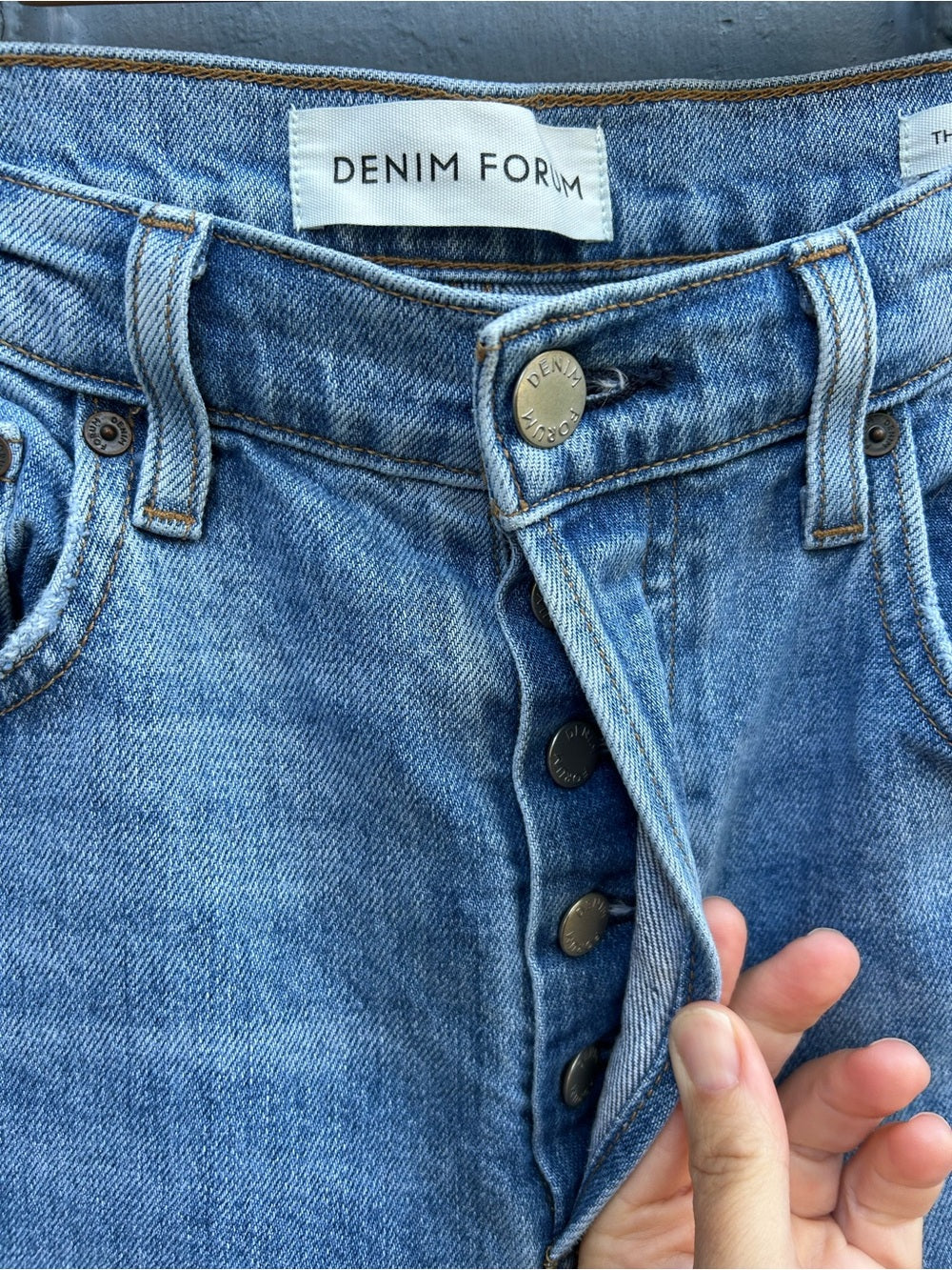 Denim Forum Arlo High Rise Straight, size 28