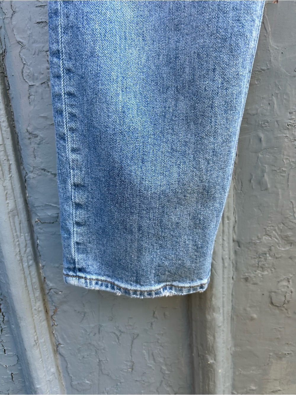 Denim Forum Arlo High Rise Straight, size 28