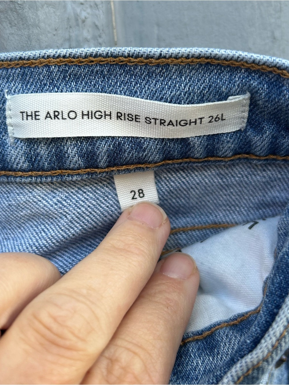 Denim Forum Arlo High Rise Straight, size 28