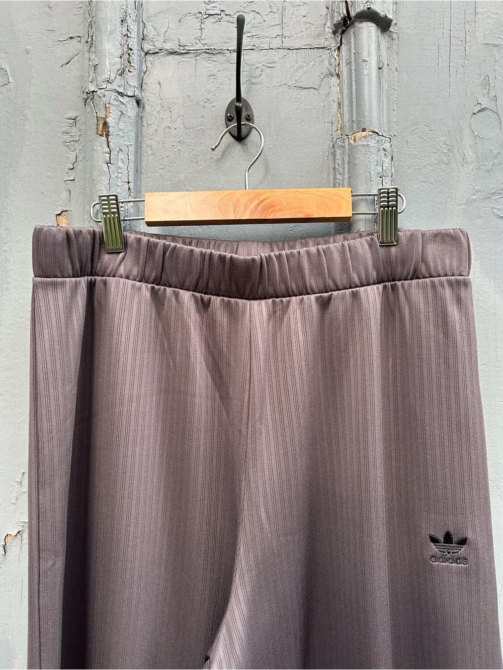 Adidas Essentials winterized Wide Rib Pants, size L