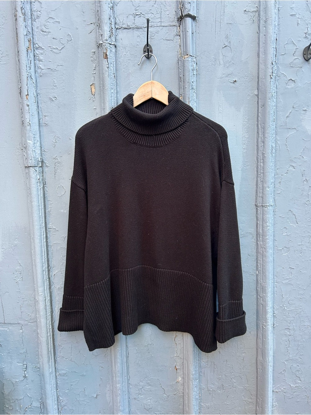 Gap Black Cotton Turtleneck Sweater, size M