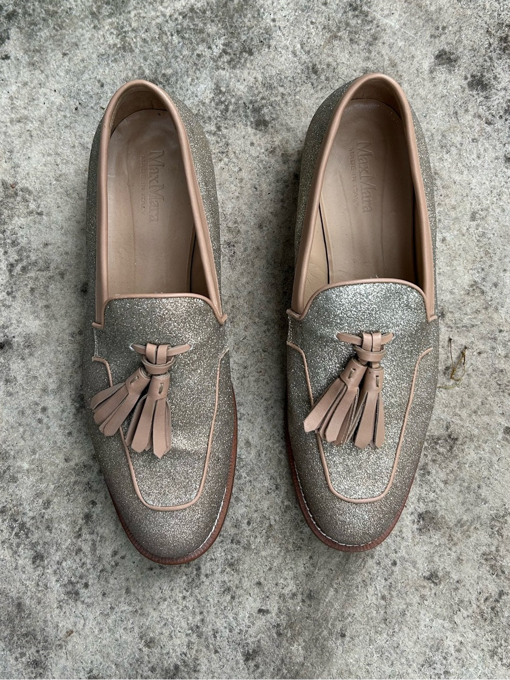 MaxMara Gold Tassled Loafer, size 38.5 (approx 7.5/8)
