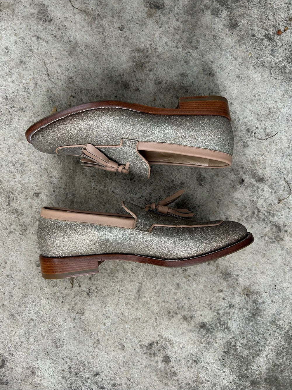 MaxMara Gold Tassled Loafer, size 38.5 (approx 7.5/8)