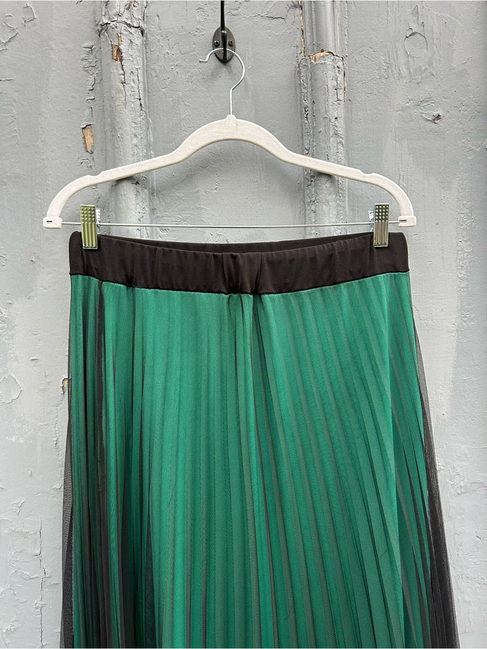 Valtusi green & Black Tulle Skirt, size XXXL (CAN XL)