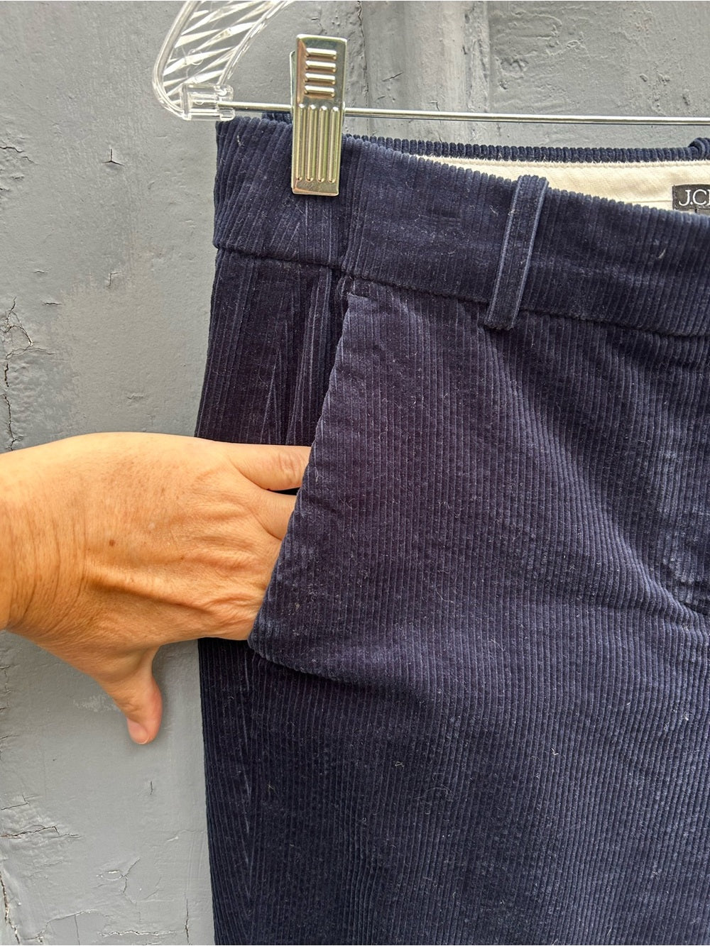 J Crew Navy Straight Leg Cords, size 6