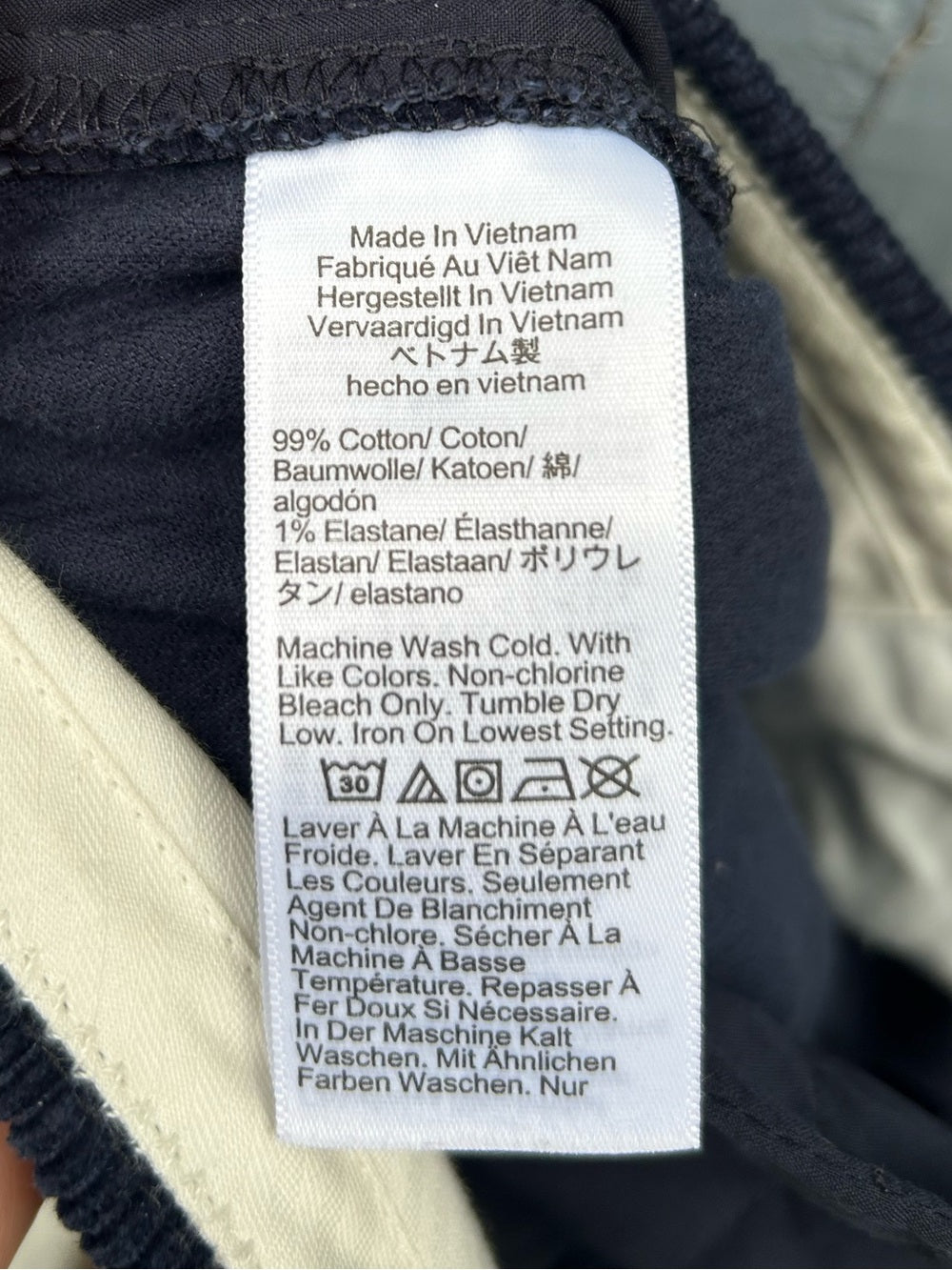 J Crew Navy Straight Leg Cords, size 6