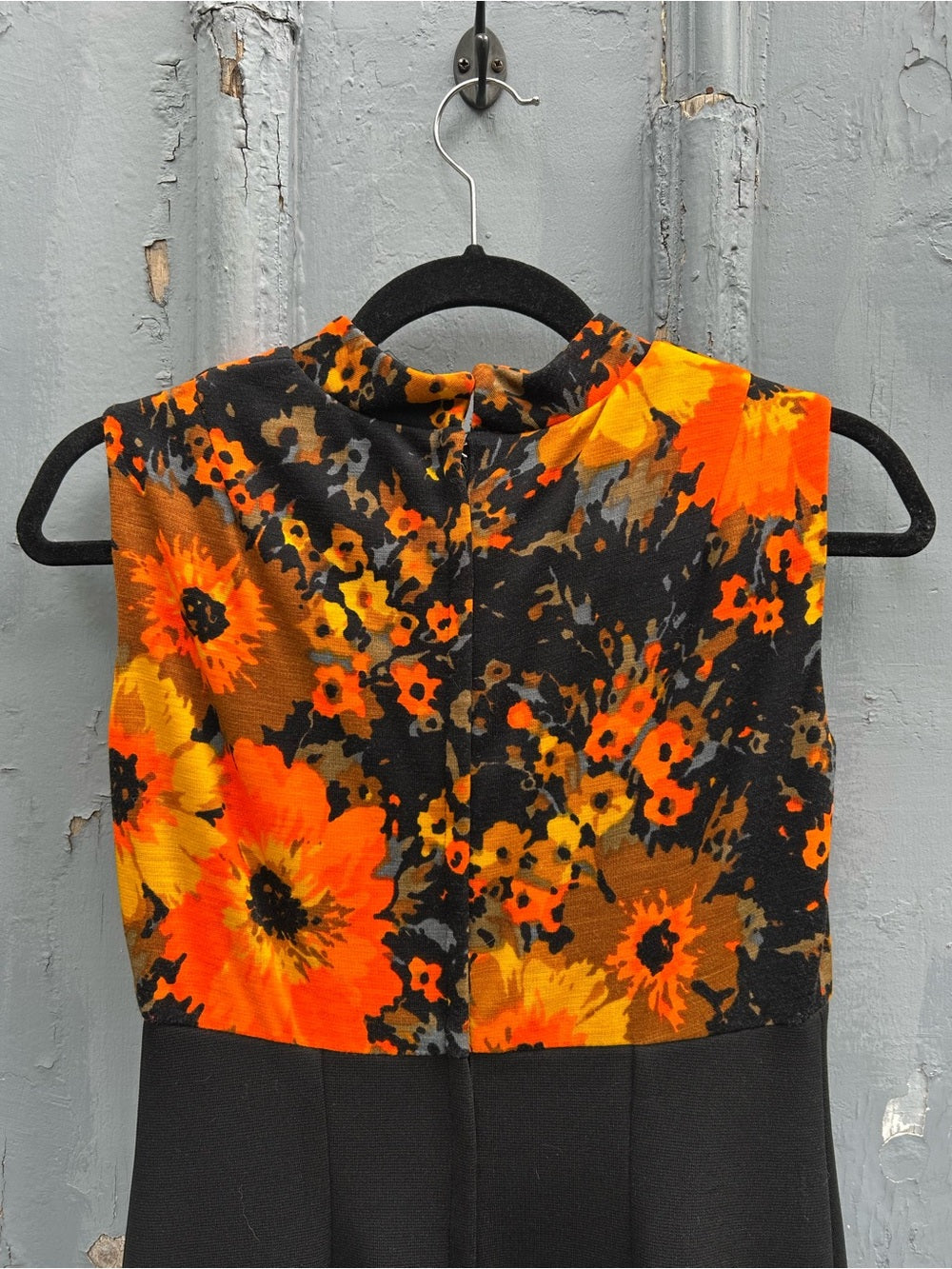Vintage Gina Rinaldi Black Orange dress, vintage “10” (modern 6)