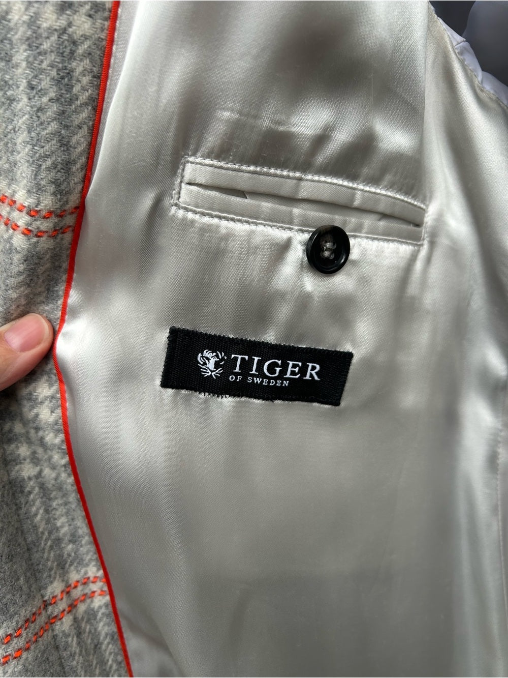 Tiger of Sweden Aloe Grey Plaid Wool Jacket, size 34 (approx US 6)