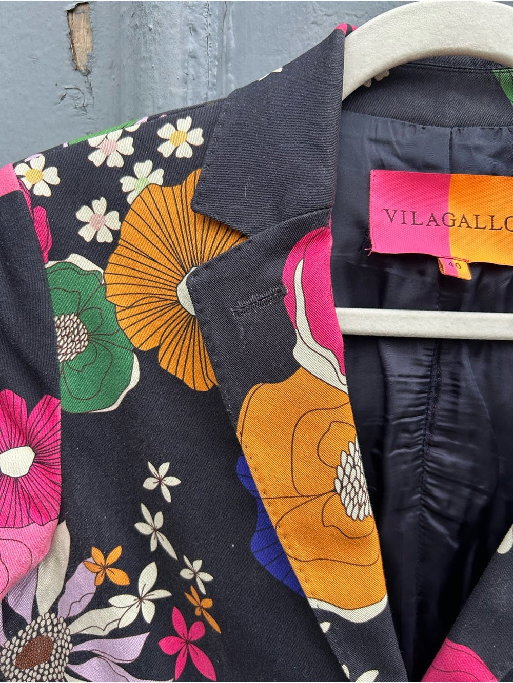 Vilagallo Floral Garbadine Harlow Blazer, size 40 (approx M)