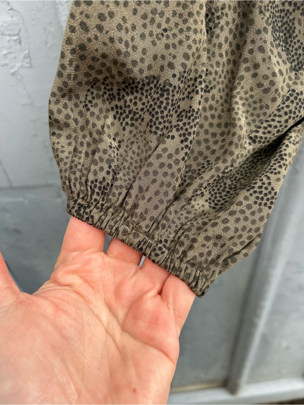 Rails Olive Indi Animal print blouse, size Large