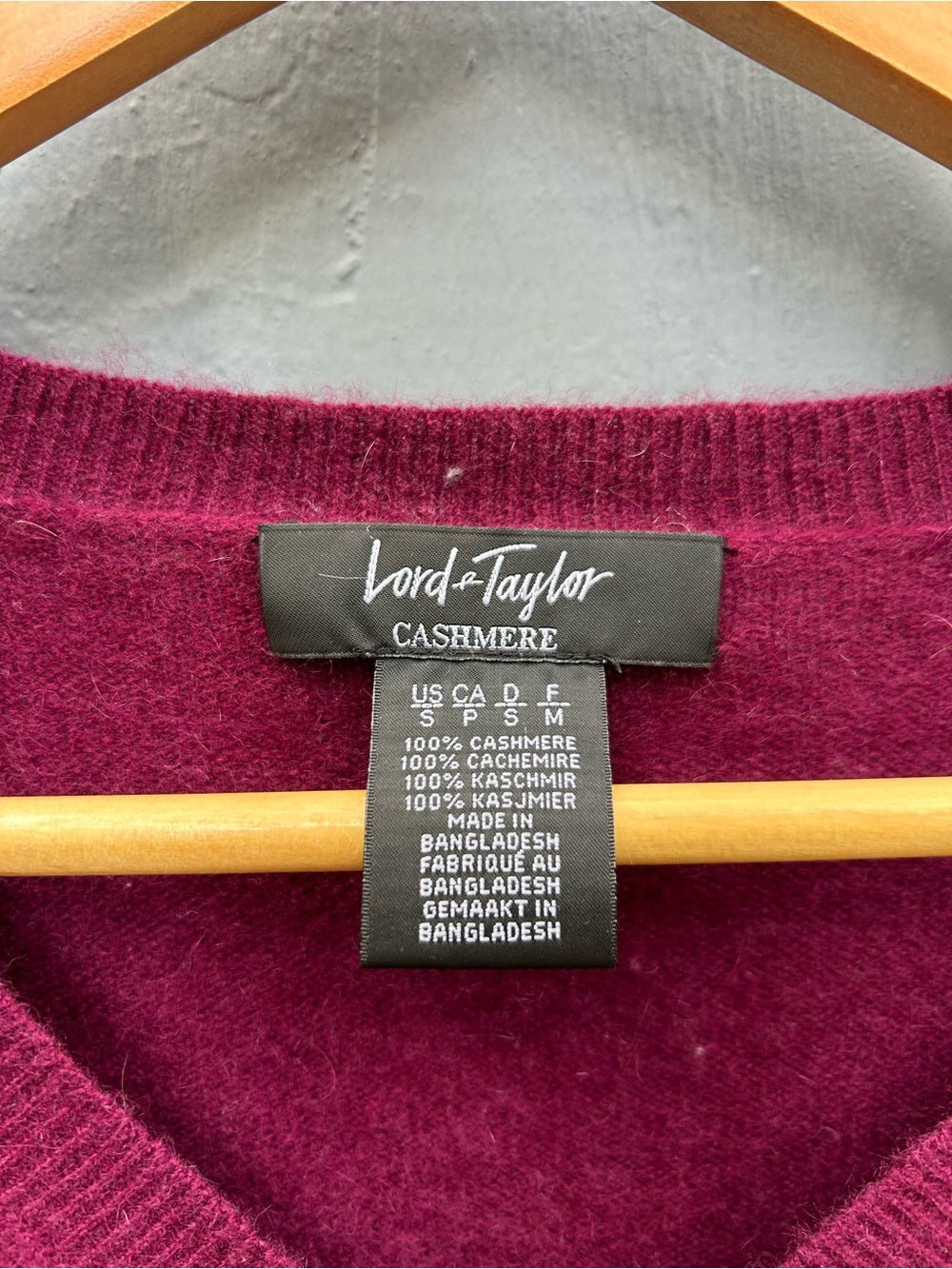 Lord & Taylor Merlot Cashmere V neck Sweater, size S