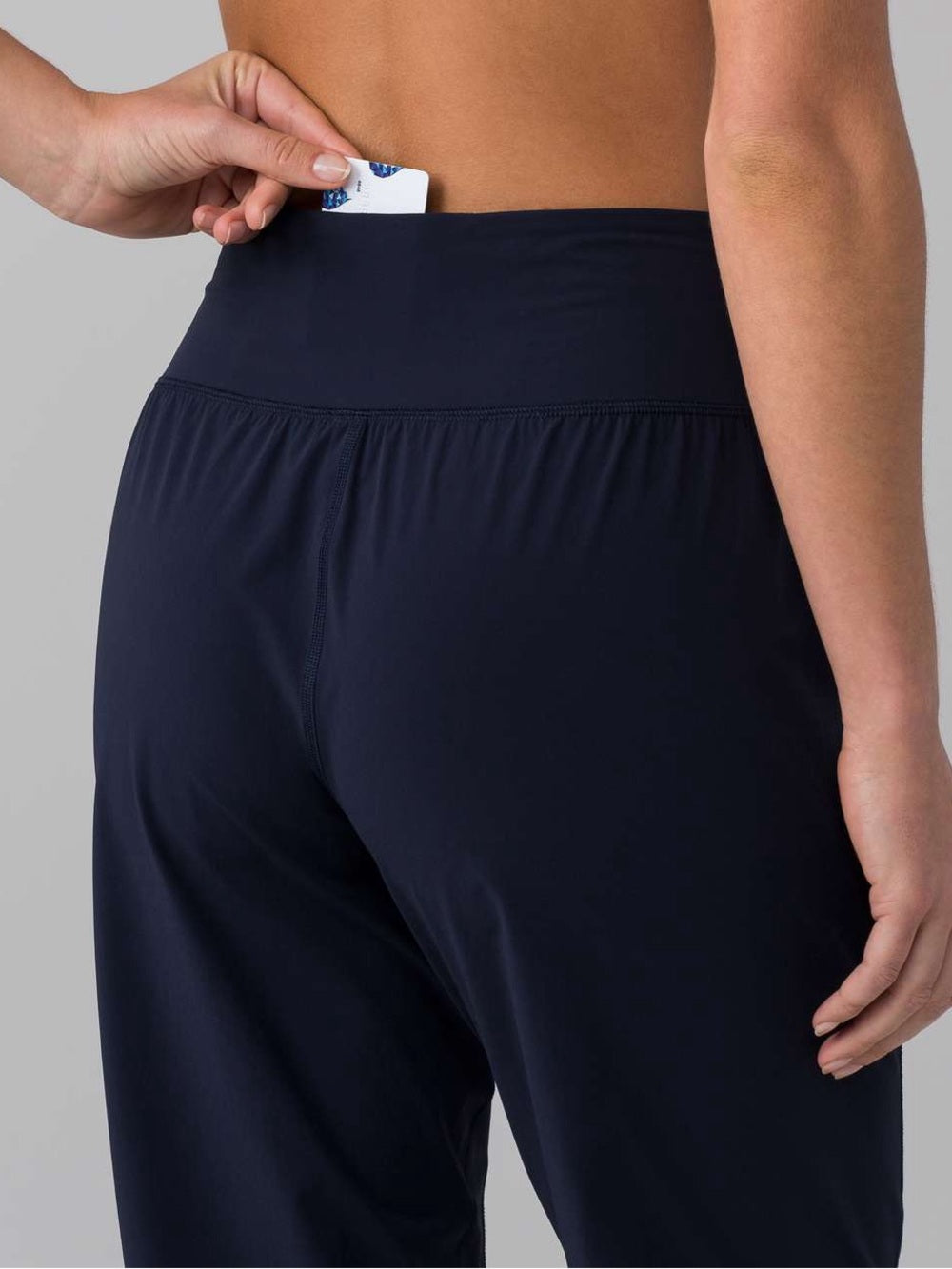 Lululemon Navy Sun Setter Jogger, size 4