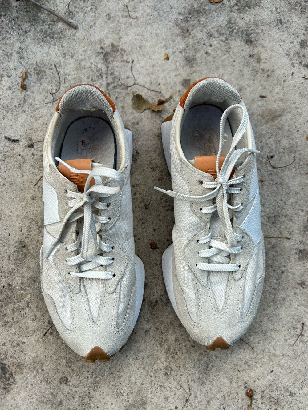 New Balance 327 white grey sand, size 8