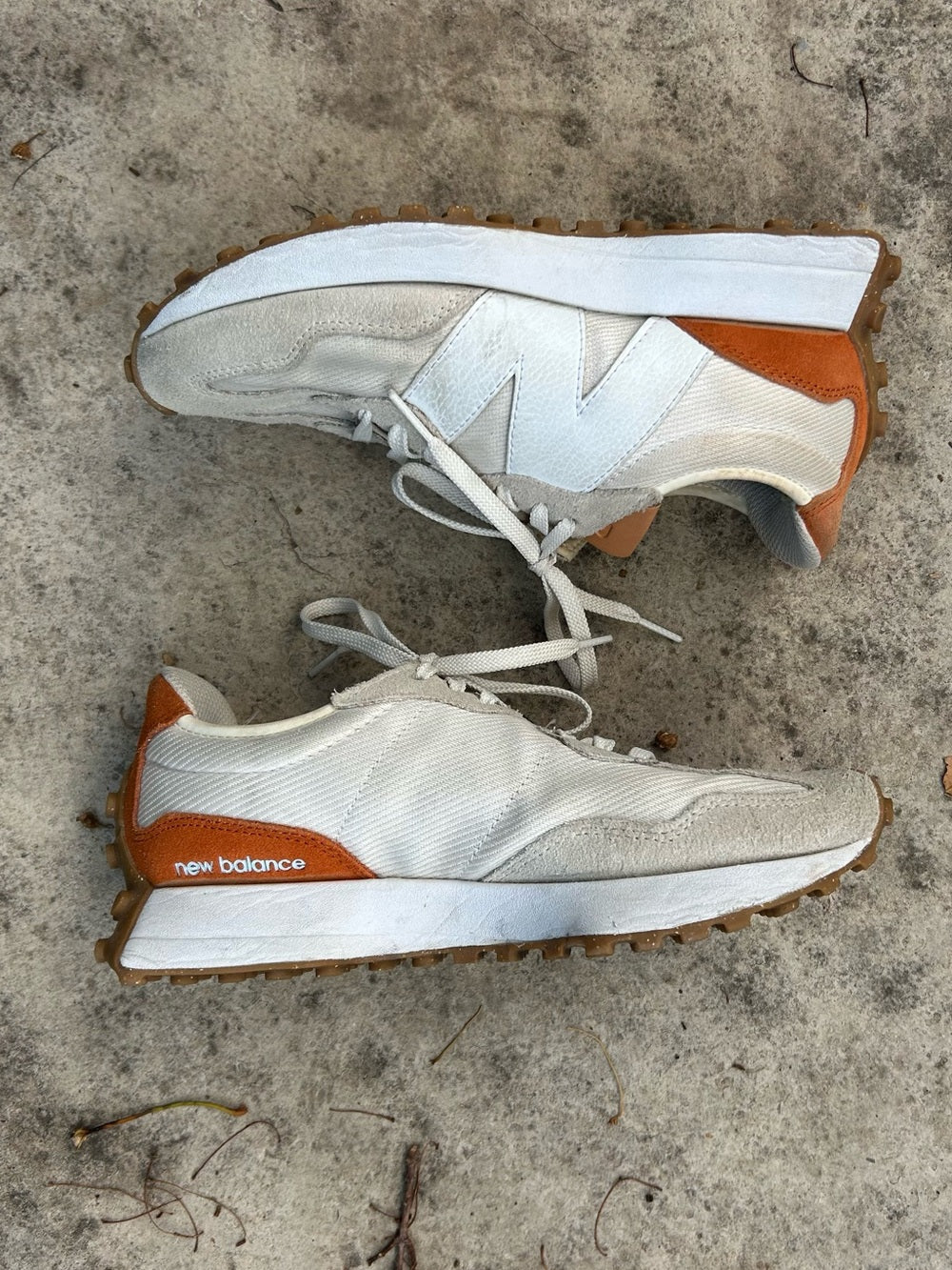 New Balance 327 white grey sand, size 8