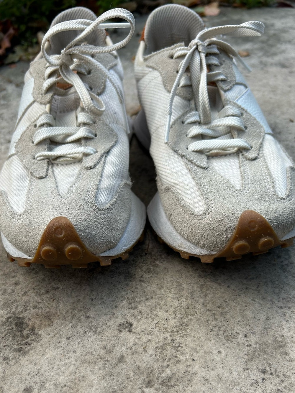 New Balance 327 white grey sand, size 8