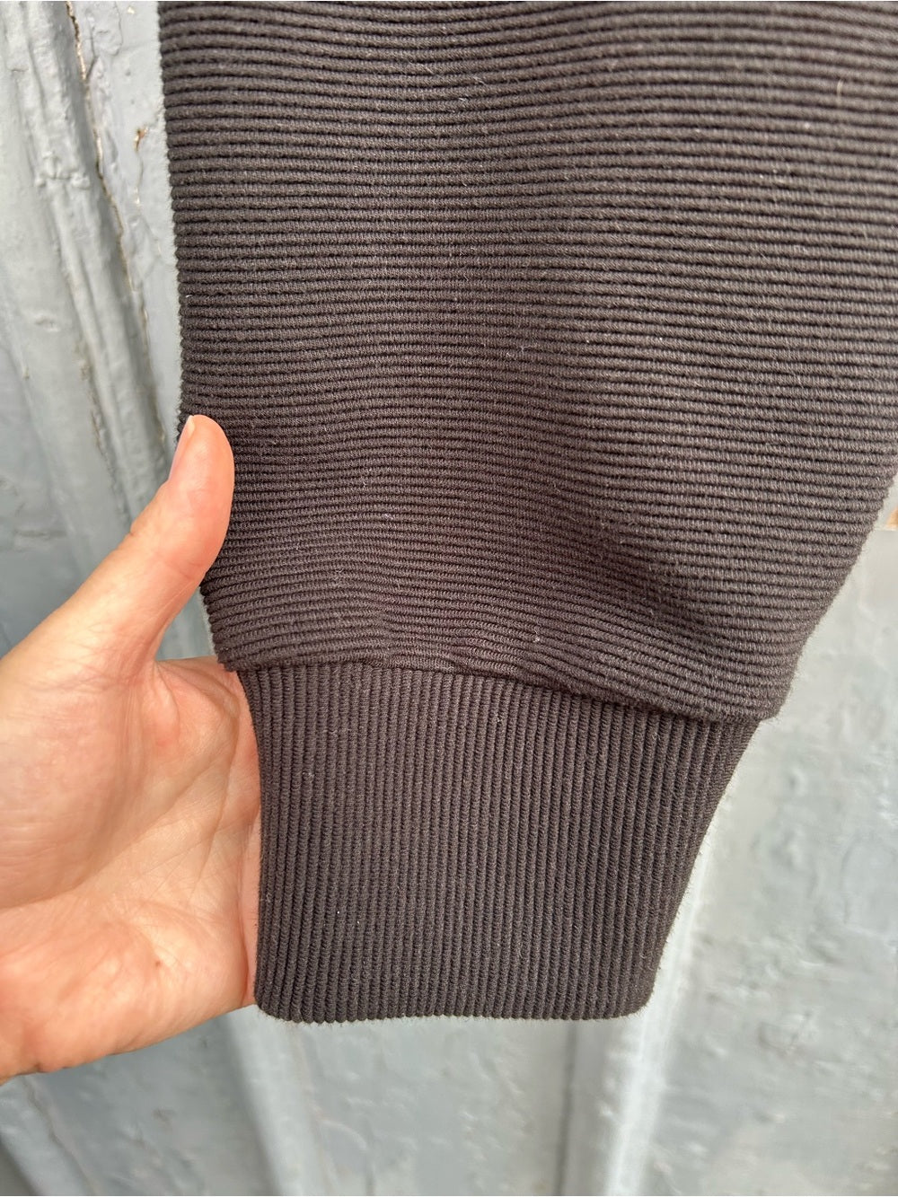 RD Style Black Seanni Ribbed 1/4 zip sweatshirt, size L