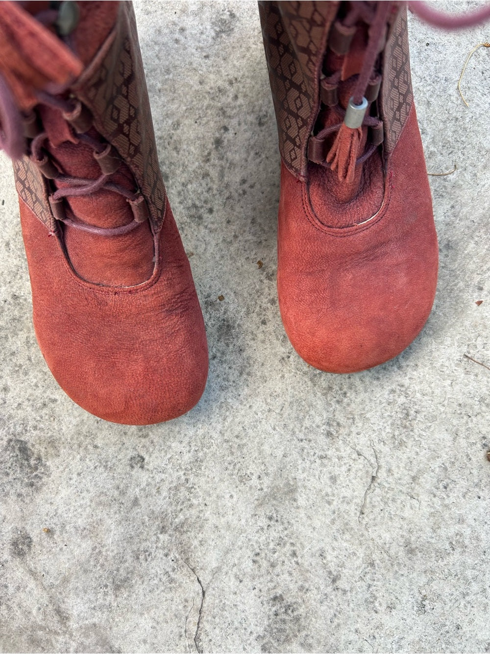 John Fluevog Operetta Marietta Burgundy Boots, size 7