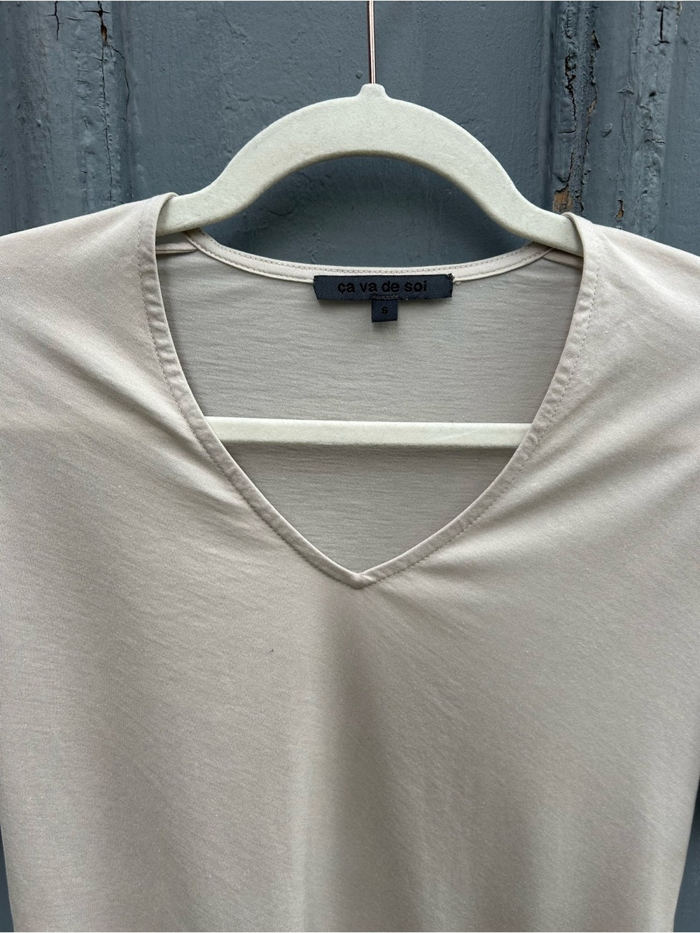 Ca Va Soi Bow front Tee, size Small