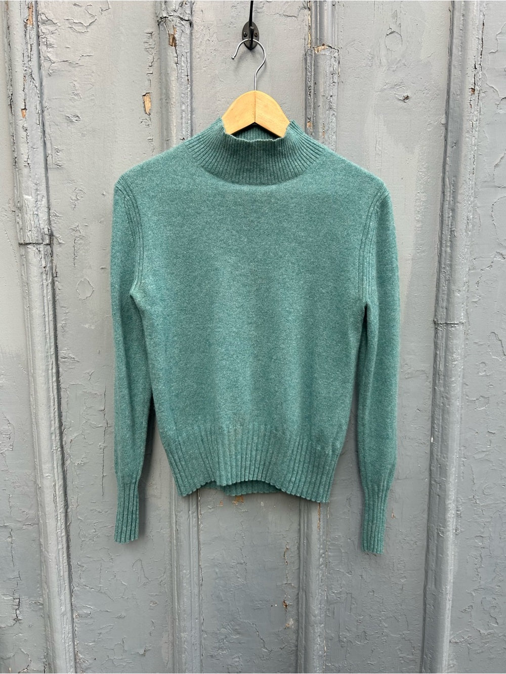 J Crew Cashmere Mock Turtleneck, Small